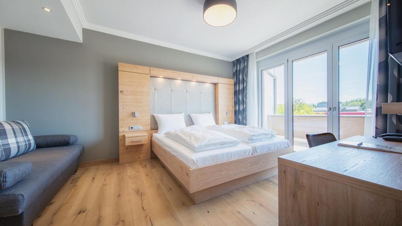 Heuboden Hotel Heu.Loft Freiburg Umkirch Kültér fotó