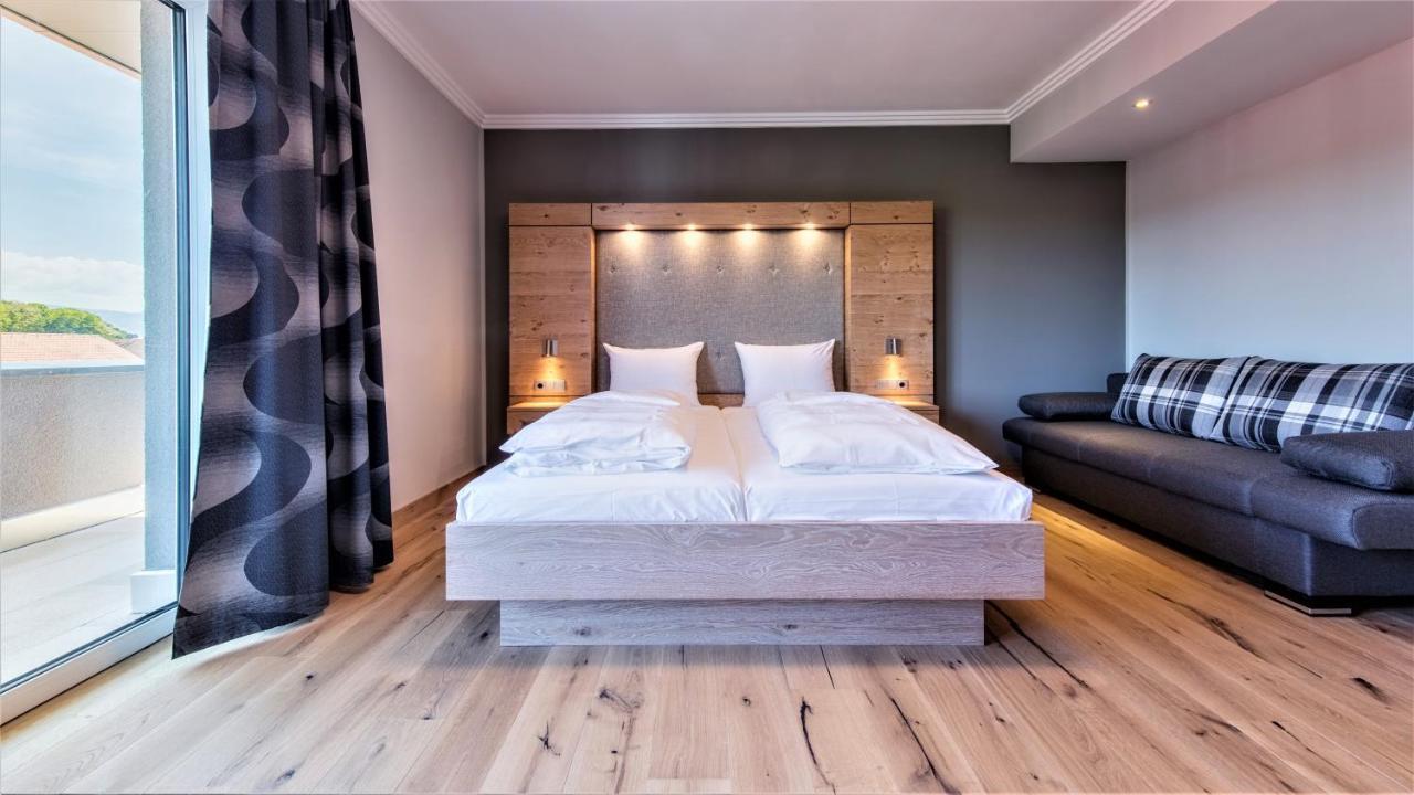 Heuboden Hotel Heu.Loft Freiburg Umkirch Kültér fotó