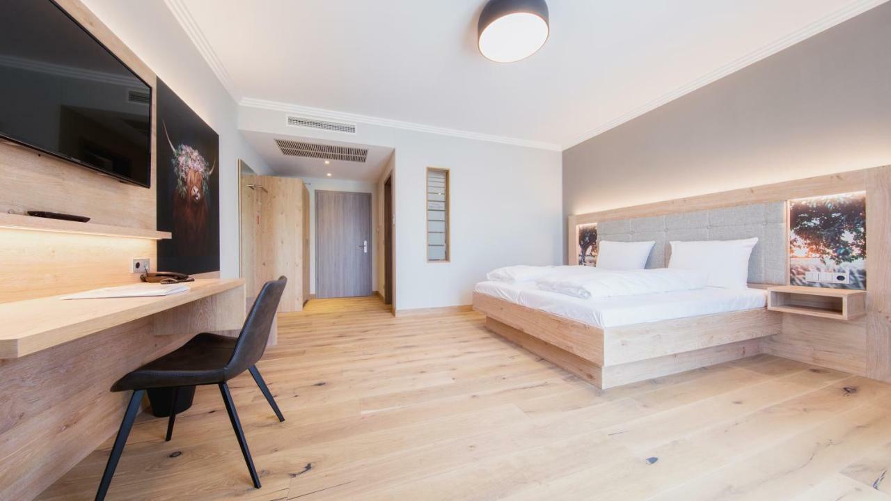 Heuboden Hotel Heu.Loft Freiburg Umkirch Kültér fotó