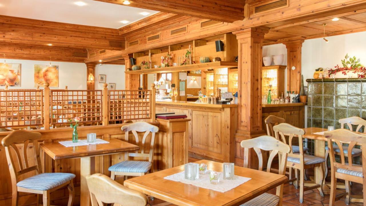 Heuboden Hotel Heu.Loft Freiburg Umkirch Kültér fotó
